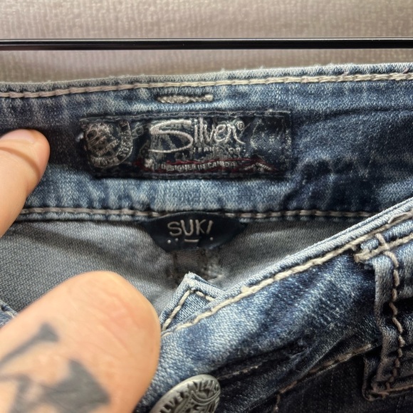 Silver Jeans Suki Mid Boot Cut Fluid Denim Jeans Womens 27 Stretch Pockets 2155 - Picture 3 of 12